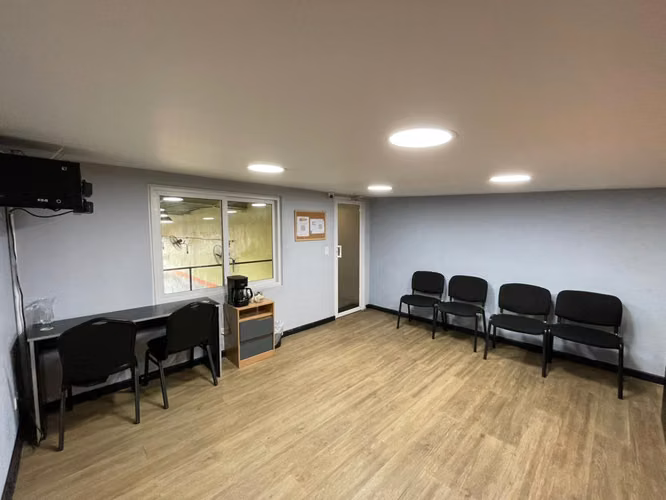SE VENDE CENTRO AUTOMOTRIZ 400M EN VILLA LUCRE VIA PRINCIPAL