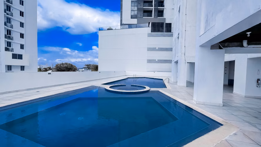 PH Floresta Tower | Apartamento de 2 Recámaras con Cuarto y Baño de Servicio