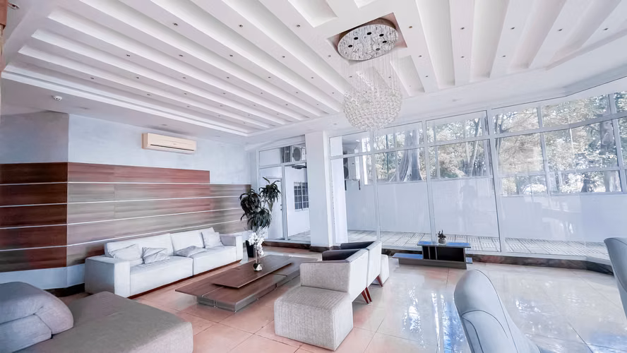 PH Floresta Tower | Apartamento de 2 Recámaras con Cuarto y Baño de Servicio