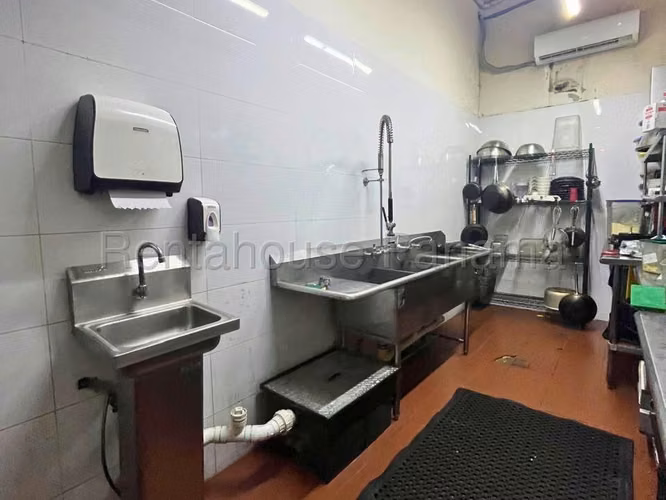 Alquiler de local comercial en San Francisco AK - Imagen 10