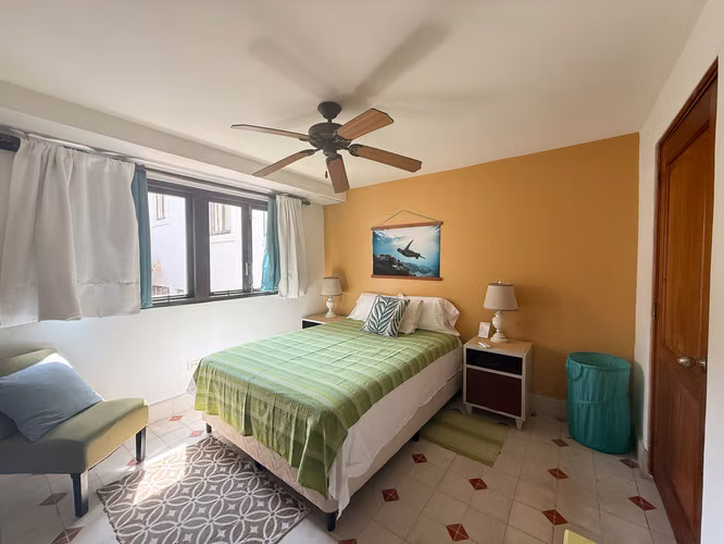 Apartamento Amueblado de 2 Recámaras en Alquiler en Cuatro Casas - Imagen 8