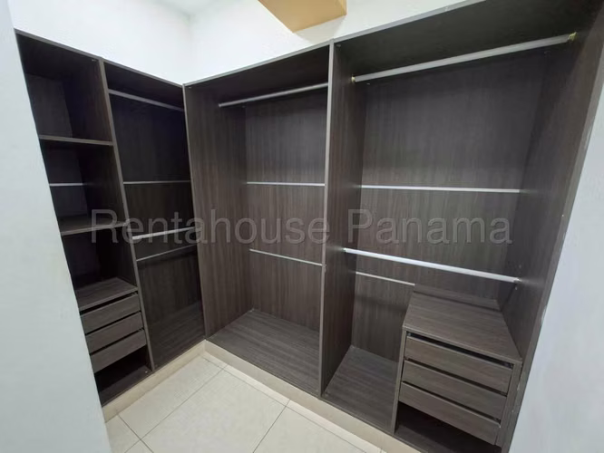 Alquiler de apartamento en Avenida Balboa AK - Imagen 9