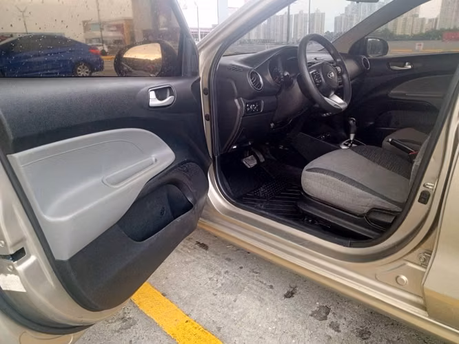KIA SOLUTO AUTOMÁTICO 2020 - Imagen 4
