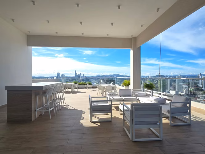 ALQUILER DE APARTAMENTO CON LÍNEA BLANCA EN PH URBANA – OBARRIO - Imagen 12