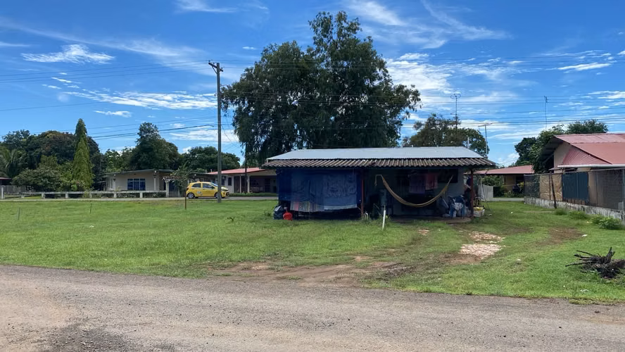 SE VENDE CASA EN LAS TABLAS - Imagen 9