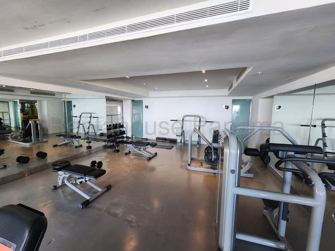 Se Vende Apartamento en Avenida Balboa MDV25-4719
