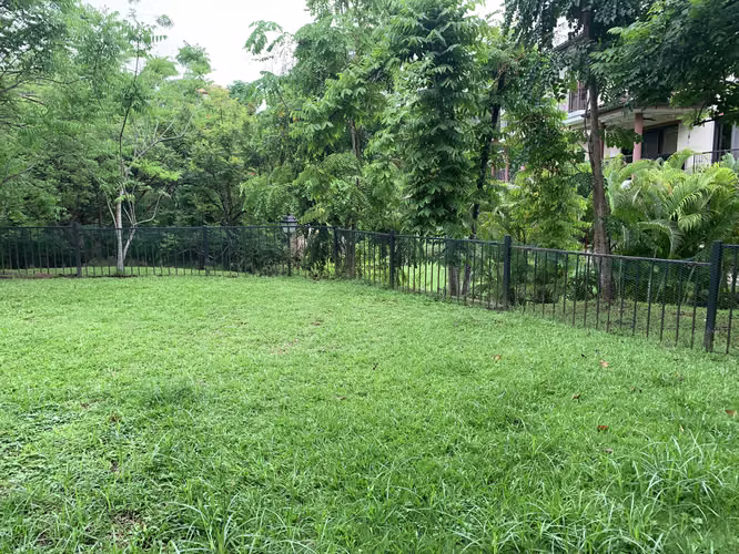 VENDO EXCLUSIVO APARTAMENTO GARDEN CON PATIO EMBASSY CLUB - Imagen 18
