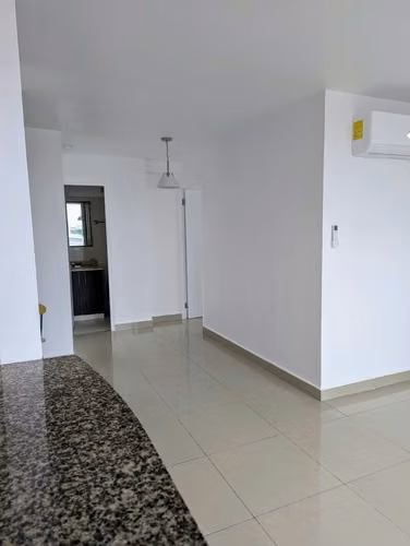 ALQUILER DE APARTAMENTO CON LINEA BLANCA EN SAN FRANCISCO - Imagen 5