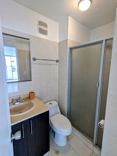 ALQUILER DE APARTAMENTO CON LINEA BLANCA EN SAN FRANCISCO - Imagen 14