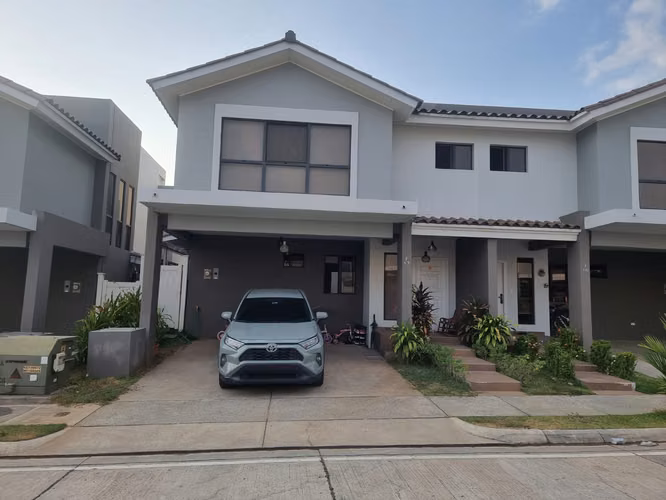 PH Aventura – Brisas del Golf