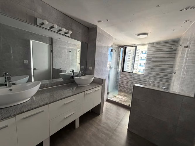 VENDO EXCLUSIVO APARTAMENTO EN PUNTA PAITILLA