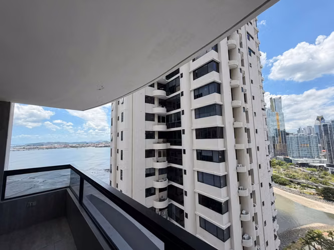 VENDO EXCLUSIVO APARTAMENTO EN PUNTA PAITILLA