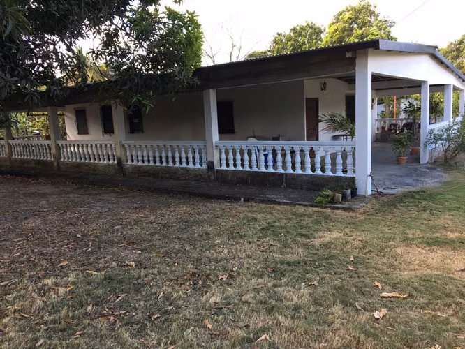SE VENDE HERMOSA PROPIEDAD EN NUEVA GORGONA – EXCELENTE UBICACIÓN - Imagen 7