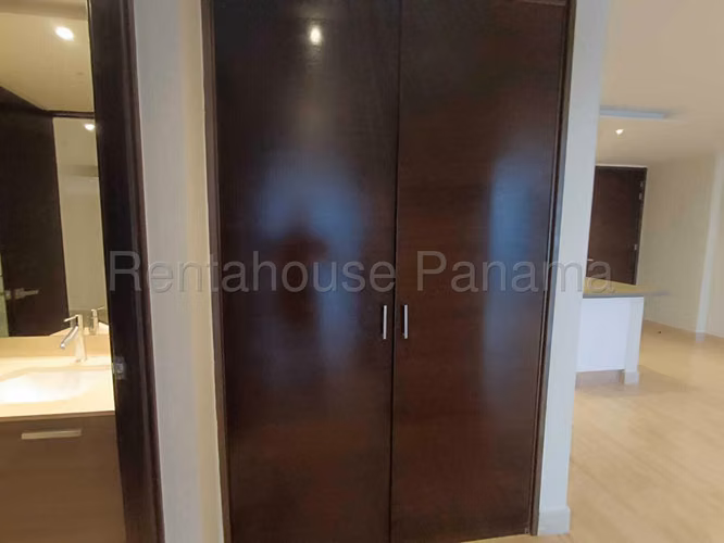 Se Alquila Apartamento en Costa del Este YDU - Imagen 7