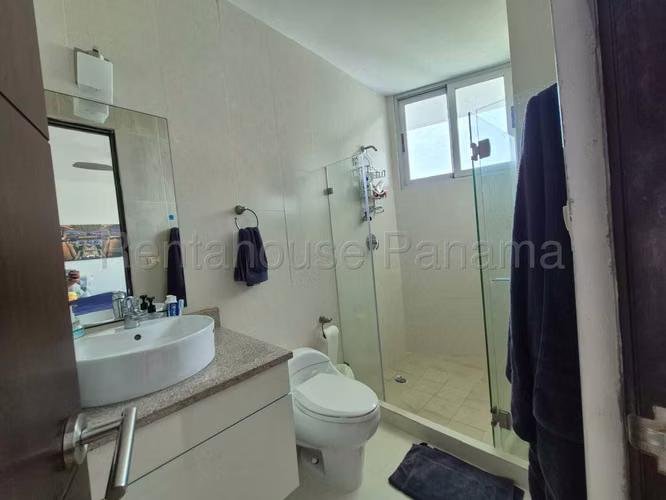 ALQUILER DE APARTAMENTO EN PEARL AT THE SEA COSTA DEL ESTE HQ