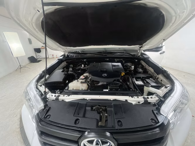 TOYOTA HILUX - 2025 - PPHX - Automarket - Imagen 3