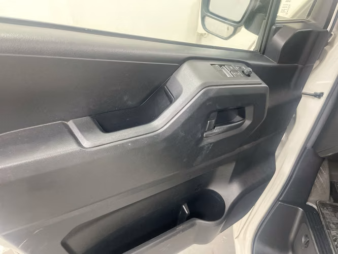TOYOTA HI ACE BUS - 2023 - PR-HIACEBUS - Automarket - Imagen 4