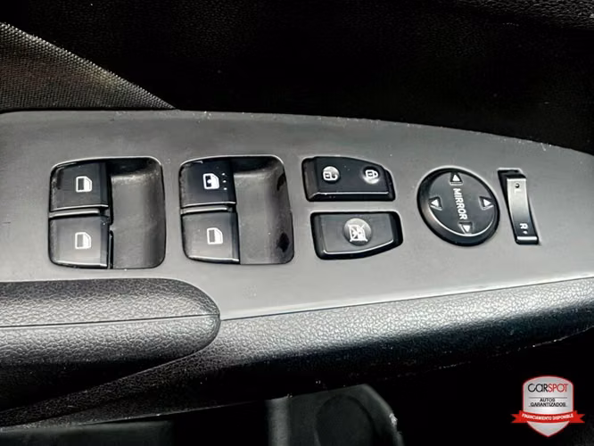 Hyundai Accent 2024 Automática EK8692 - Imagen 12