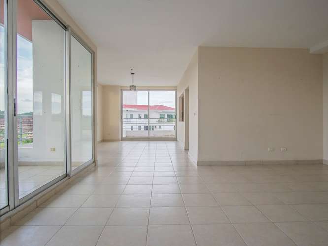 Venta de Apartamento en Ancón, PH Clayton Park