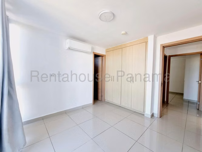 Alquiler de Apartamento en Carrasquilla - Imagen 7