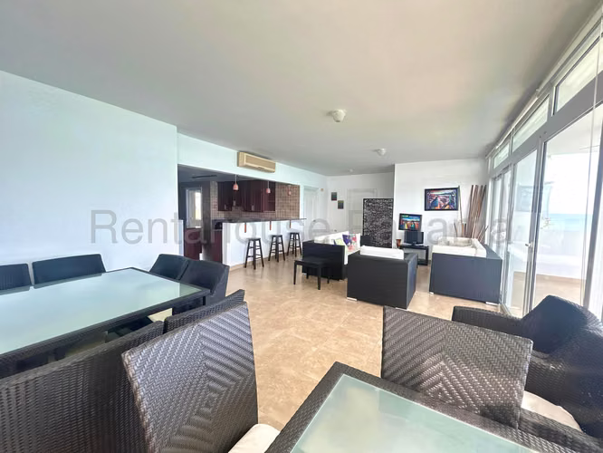 Venta de Apartamento en Playa Blanca Ph Miramar I ANL