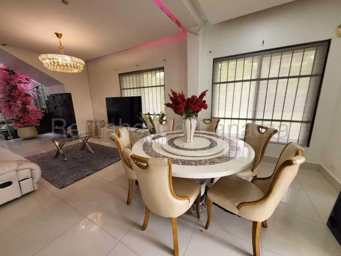 Venta de Casa en Clayton Embassy Club ANL - Imagen 4