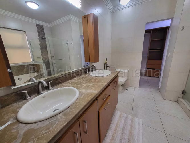 Venta de Casa en Clayton Embassy Club ANL - Imagen 16