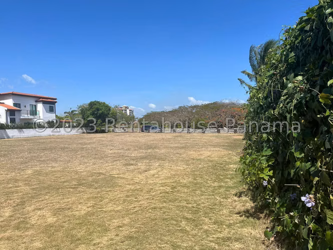 Vendo Terreno en Coronado PUNTA BARCO VILLAGE OF26-4667