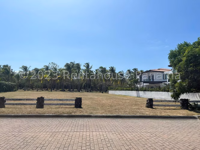 Vendo Terreno en Coronado PUNTA BARCO VILLAGE OF26-4667