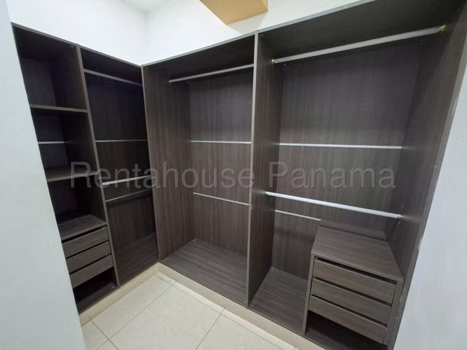 Alquiler apartamento amoblado Avenida Balboa - Imagen 4