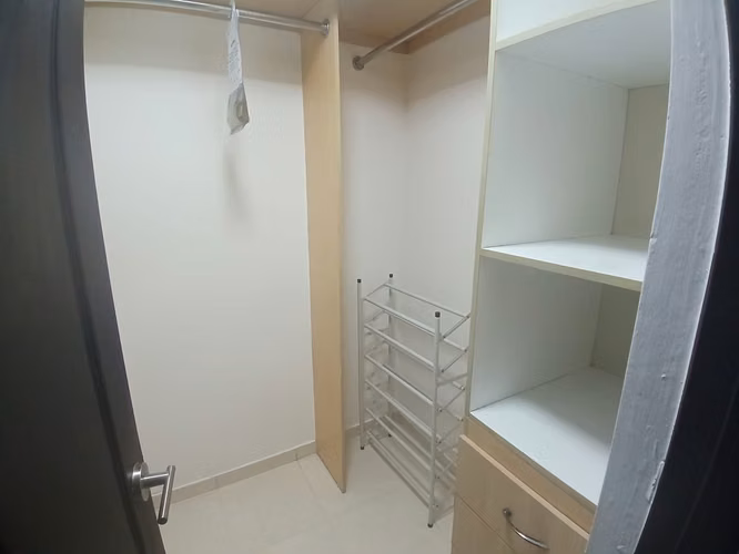 Elegante Residencia en Piso Alto con Amenidades Premium en una Ubicación Privilegiada