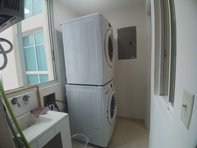 Elegante Residencia en Piso Alto con Amenidades Premium en una Ubicación Privilegiada