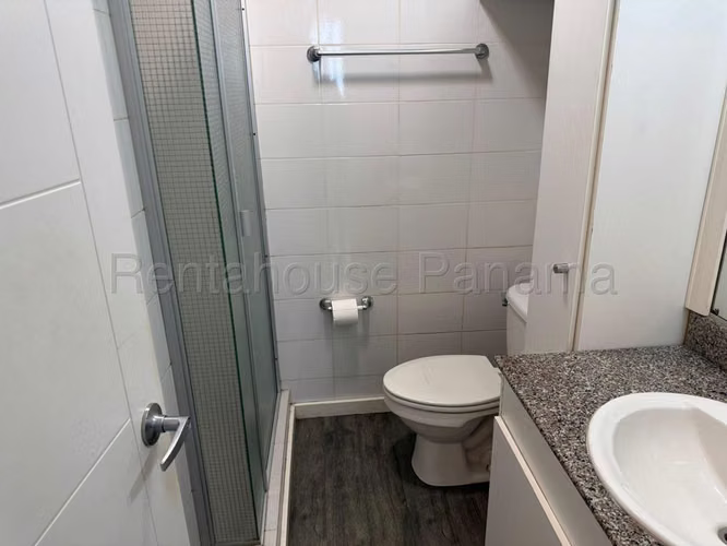 Apartamento en Venta en Condado del Rey JG