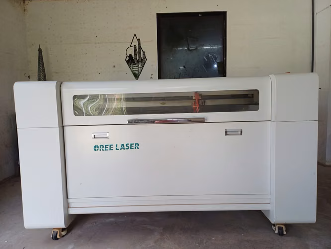 MÁQUINA LÁSER CO OREE LASER EN VENTA