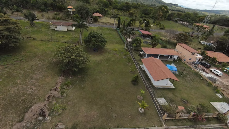 TERRENO EN DISTRITO CAPIRA 900MTS2 - Imagen 14