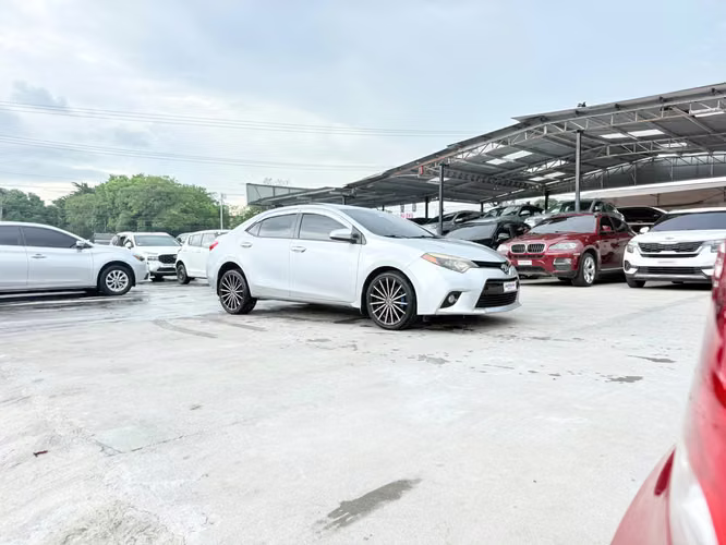 Toyota Corolla 2015 - Imagen 2