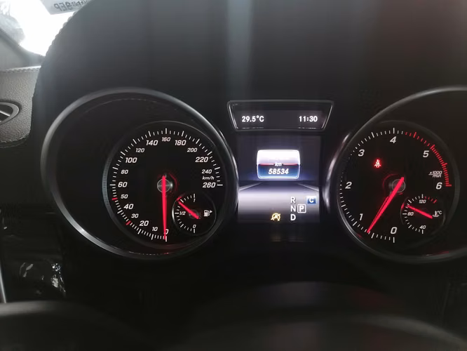 MERCEDES BENZ GLS 350D 2018 - Imagen 12