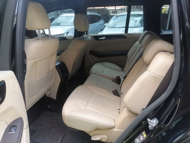 MERCEDES BENZ GLS 350D 2018 - Imagen 9