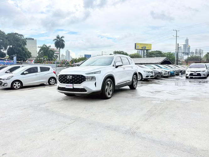 Hyundai  Santa Fe 2023