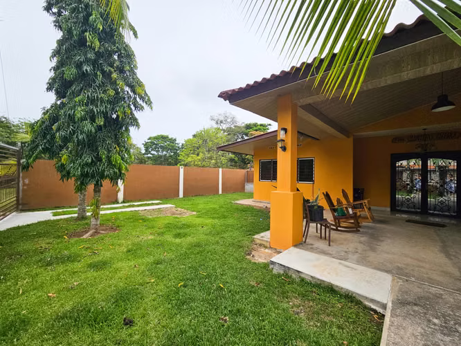 VENTA DE ESPACIOSA CASA DE CAMPO CON POTENCIAL INFINITO EN CERMEÑO - RM