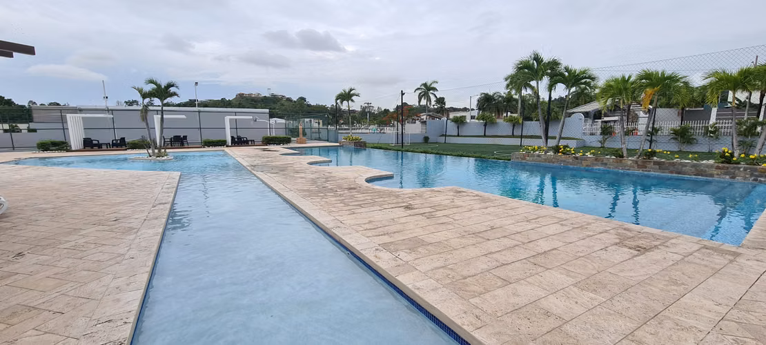 ELEGANTE CASA FAMILIAR EN ALPES – BRISAS NORTE - VENTA - Imagen 19