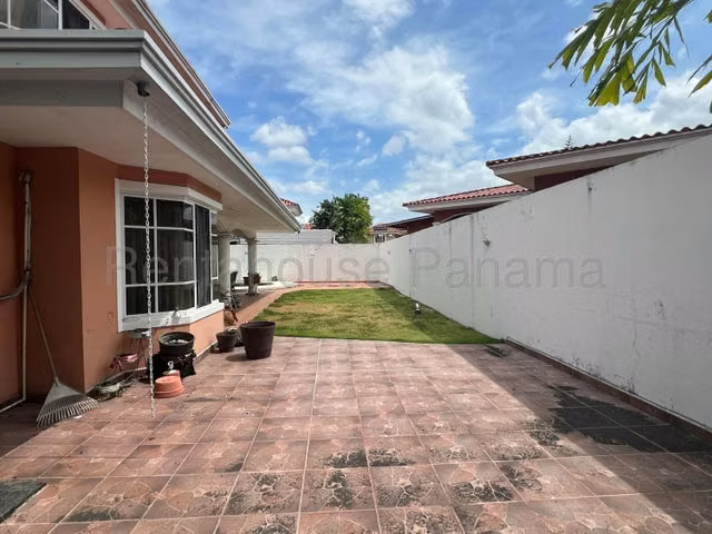 Venta de Casa Palmeras del Este Costa del Este 26YCG6913