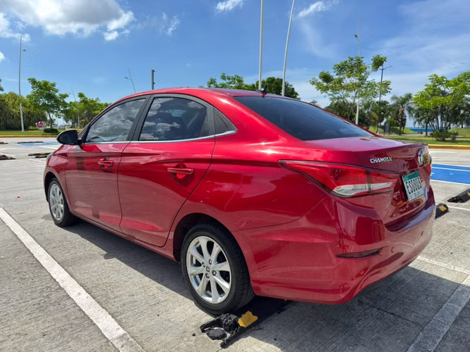 2025 CHANGAN ALSVIN FULL EXTRAS 10,000 KM - Imagen 4