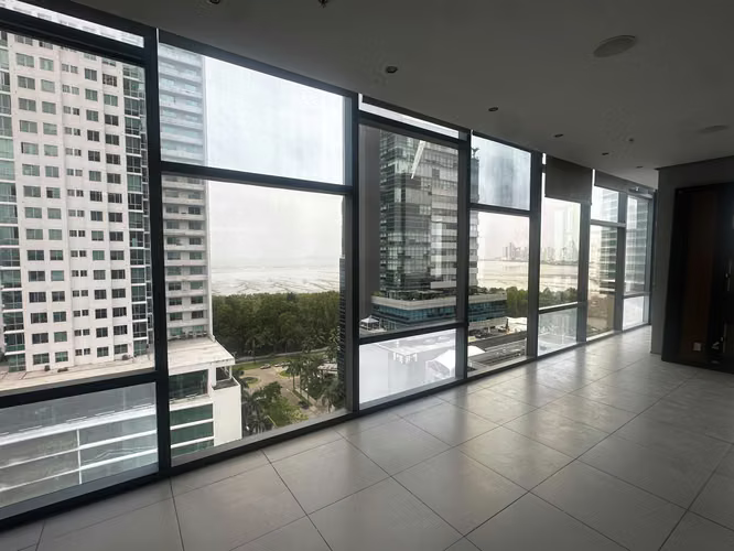 Oficinas Corporativas Clase A en Business Park Costa del Este | 2,595 m² Completamente Adecuados  Venta o Alquiler | Listas para Operación Inmediata