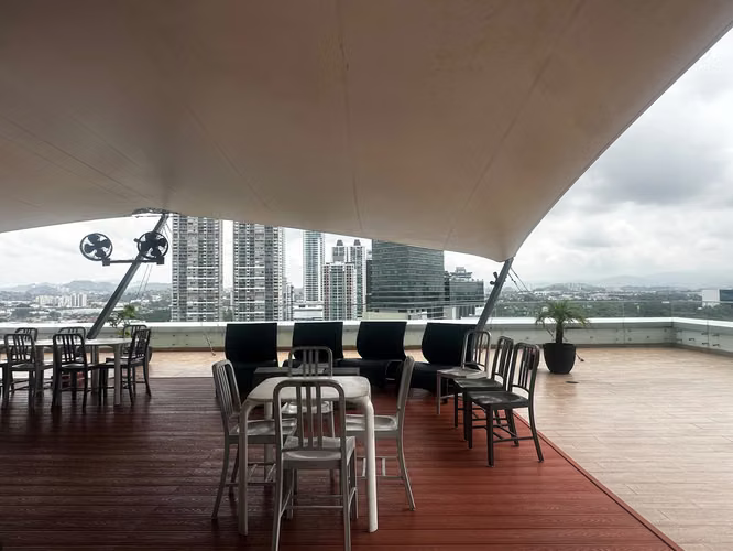 Oficinas Corporativas Clase A en Business Park Costa del Este | 2,595 m² Completamente Adecuados  Venta o Alquiler | Listas para Operación Inmediata