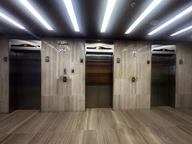 Oficinas Corporativas Clase A en Business Park Costa del Este | 2,595 m² Completamente Adecuados  Venta o Alquiler | Listas para Operación Inmediata