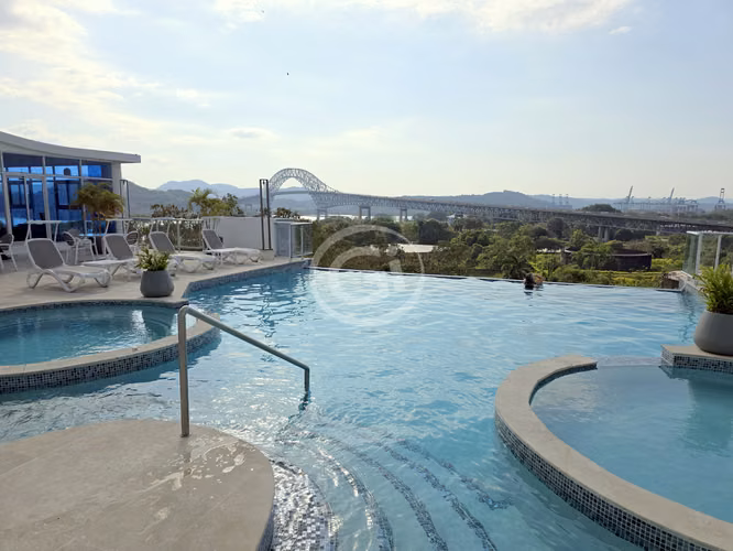 Venta Apartamento The Bridge Vista al Canal Remate 1,513 $/m2 Negociable