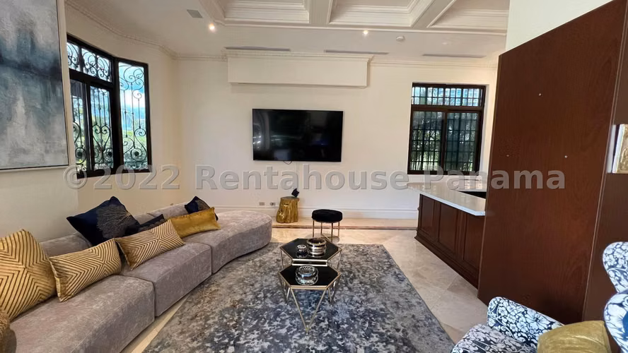 Venta de Casa Con Acabados de Lujo en Santa Maria 23*4194Mfk - Imagen 4