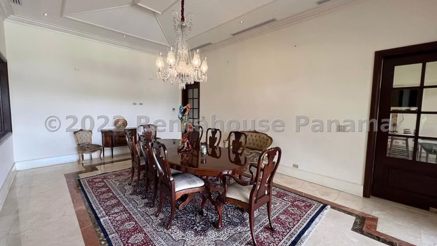 Venta de Casa Con Acabados de Lujo en Santa Maria 23*4194Mfk - Imagen 8