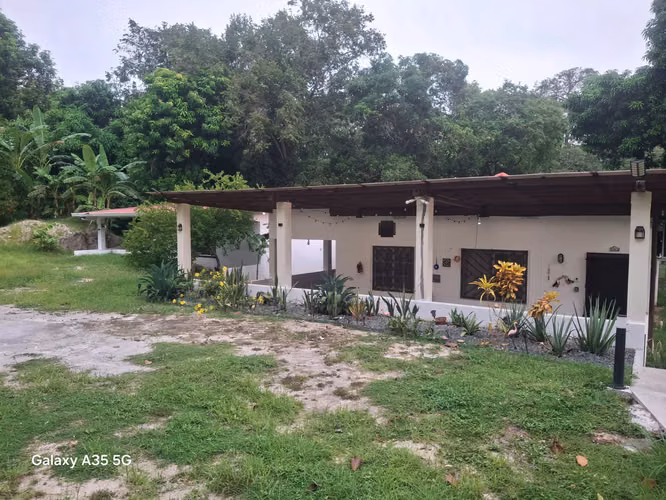 CASA EN ALQUILER AMUEBLADA / SAN CARLOS